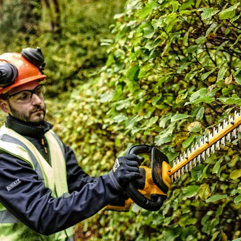 Dewalt DCMPH566N-XJ XR 18V 55cm Pole Hedge Trimmer Body Only